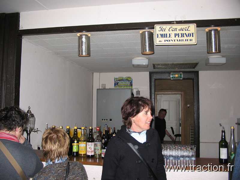 2011_CVAAM_35ans_5_Distillerie (13).JPG - 35 Ans du CVAAM, sortie dans le Doubs et le Jura, du 26 Avril au 1er Mai 2011, la distillerie Les Fils d'Emile Pernot à la Cluse